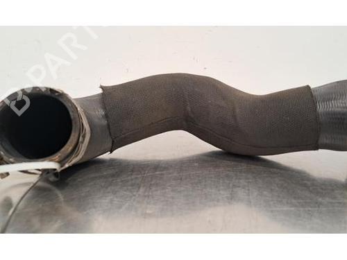 Used Intercooler pipe LAND ROVER DISCOVERY IV (L319) 3.0 SDV6 4x4 (256 hp) 25586178
