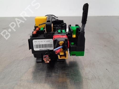 Fuse box PEUGEOT 3008 II SUV (MC_, MR_, MJ_, M4_) 1.5 BlueHDi 130 | BP10898514E1 