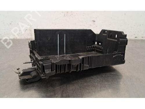 Used Support PEUGEOT 208 II (UB_, UP_, UW_, UJ_) 1.2 PureTech 75 (75 hp) 24624711