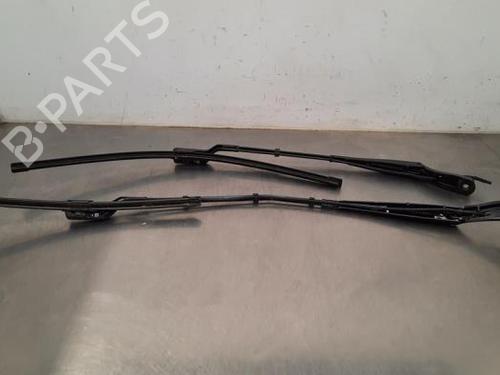 Front windshield wiper arm PEUGEOT 5008 II (MC_, MJ_, MR_, M4_) 1.2 THP (MRHNYH, MRHNYW, MRHNSJ, MRHNSU, MRHNSM) | BP20081069C143 