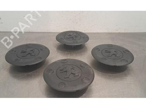 Used Hub cap PEUGEOT EXPERT Van (V_) 1.5 BlueHDi 100 (102 hp) 24185152
