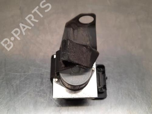 Used ABS pump MERCEDES-BENZ GLE (W166) 250 d 4-matic (166.004) (204 hp) 21674576