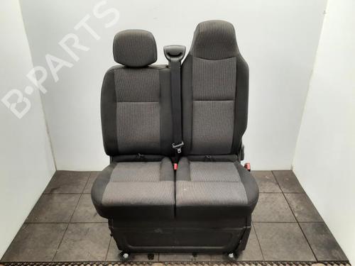 Sæde højre fortil RENAULT MASTER III Van (FV) 2.3 dCi 150 FWD (FV0F, FV03, FV09) (150 hp) 32664686