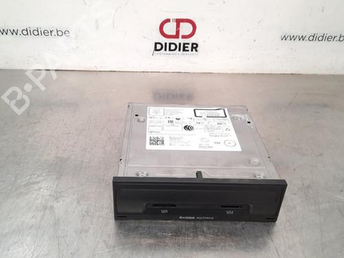 Used Radio SKODA FABIA III Estate (NJ5) 1.4 TDI (105 hp) 15027973