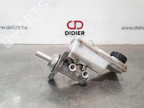 Hovedbremsecylinder RENAULT KANGOO / GRAND KANGOO II (KW0/1_) 1.5 dCi 75 (KW07, KW10, KW04) (75 hp) 10812468