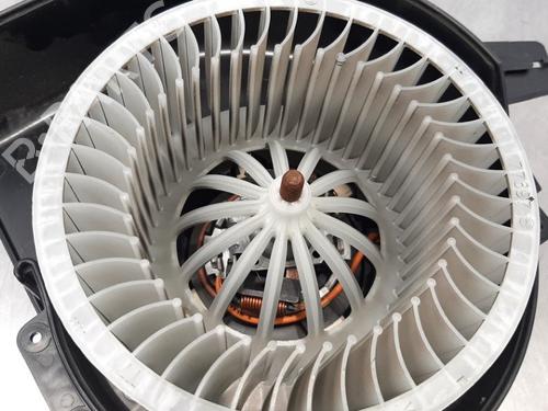 Heater blower motor SKODA FABIA III (NJ3) 1.0 | BP15038468M62 