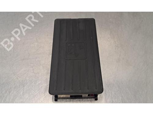 Used Electronic module Electronic module AUDI A3 Limousine (8YS, 8YM) 35 TDI (150 hp) 40025866 40025866