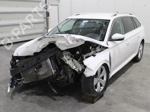 Brugte SKODA SUPERB III Estate (3V5) 2.0 TDI (150 hp) 2300818