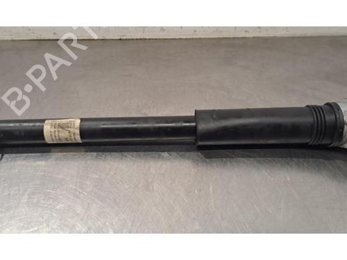 Used Left rear shock absorber Left rear shock absorber MERCEDES-BENZ CLA (C118) CLA 180 d (118.310) (116 hp) 32820628 32820628