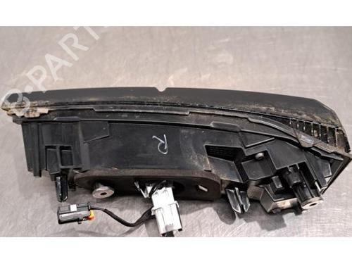 Right taillight PEUGEOT 308 III (FB_, FH_, FP_, F3_, FM_) PureTech 130 (FPHNSL, FPHNST) | BP23640896C35 