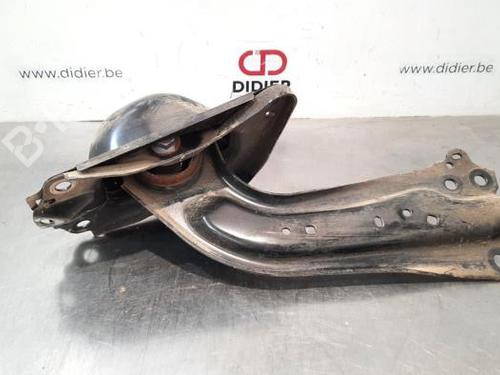 Querlenker rechts hinten für TOYOTA C-HR (_X1_) 1.2 4WD (NGX50_, NGX50R) (116 hp) 18236531