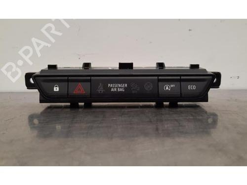 Used Warning switch DACIA SANDERO III 1.0 TCe 90 (91 hp) 25479239
