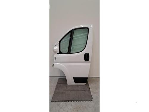 Used Left front door Left front door PEUGEOT BOXER Van 2.2 BlueHDi 120 (120 hp) 36480070 36480070