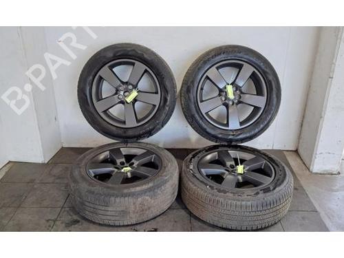 Used Rim LAND ROVER DEFENDER Station Wagon (L663) P300 Si4 4x4 (300 hp) 28613304