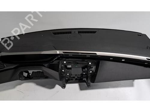 Tableau de bord PEUGEOT 308 III (FB_, FH_, FP_, F3_, FM_) Hybrid 136 (FPHPYC) (136 hp) 31273058