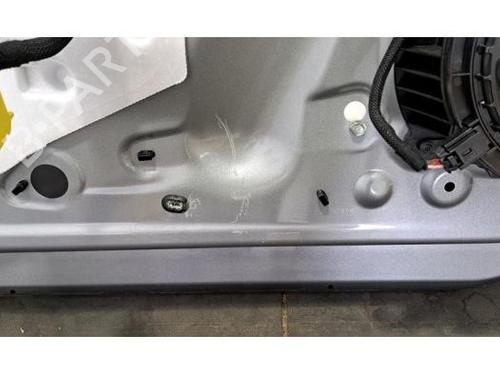 Left front door PEUGEOT 208 II (UB_, UP_, UW_, UJ_) e-208 | BP29642947C2 