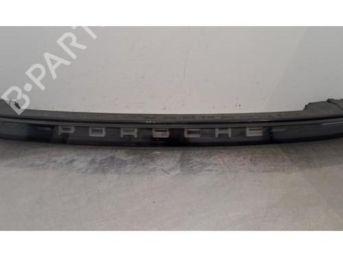 Used Rear center light Rear center light PORSCHE TAYCAN (Y1A) 4S (Y1ADB1) (530 hp) 34268626 34268626