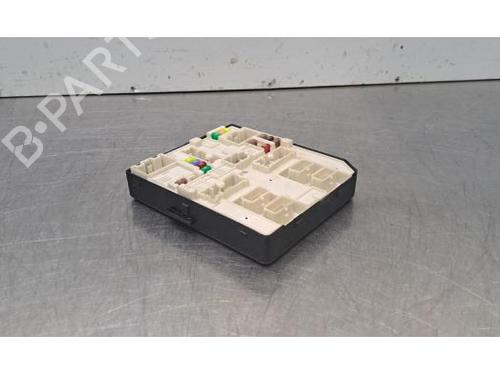 fuse-box-renault-master-iii-van-fv-2010-36757720 main image