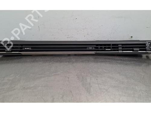 Difusor / Saída de ar Difusor / Saída de ar PEUGEOT 308 III (FB_, FH_, FP_, F3_, FM_) PureTech 130 (FPHNSL, FPHNST) (131 hp) 36005157 36005157
