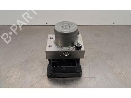 Used ABS pump RENAULT CLIO I (B/C57_, 5/357_) Electric (30 hp) 31088126