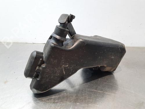 Windscreen washer tank MERCEDES-BENZ C-CLASS (W205) C 220 BlueTEC / d (205.003) | BP17114466C113 