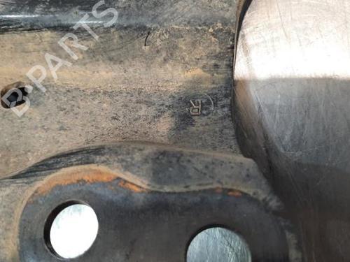 Right rear suspension arm TOYOTA COROLLA Saloon (_E21_) 1.6 VVTi (ZRE210) | BP18236851M15 