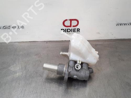 Used Brake master cylinder MERCEDES-BENZ C-CLASS (W205) C 180 BlueTEC / d (205.036) (116 hp) 10888526