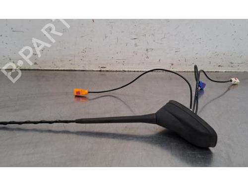 Antenne/Base Antenne/Base CITROËN C3 III (SX) 1.2 PureTech 82 (83 hp) 35970028 35970028