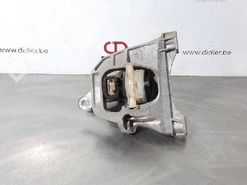 Used Engine mount Engine mount PEUGEOT EXPERT Van (V_) 2.0 BlueHDi 180 (178 hp) 10883589 10883589