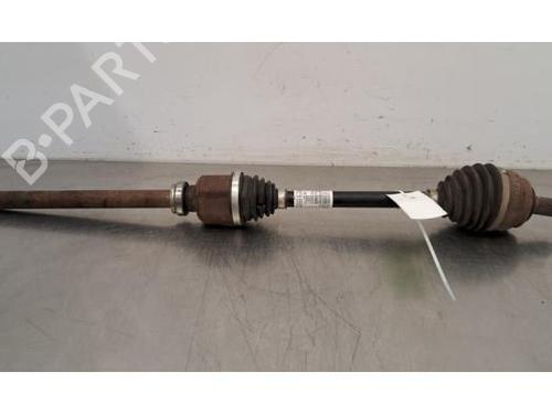 Used Right front driveshaft PEUGEOT 308 III (FB_, FH_, FP_, F3_, FM_) PureTech 130 (FPHNSL, FPHNST) (131 hp) 29493772