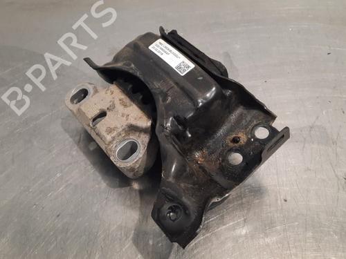 Used Engine mount VW POLO VI (AW1, BZ1, AE1) 1.0 (65 hp) 15031561