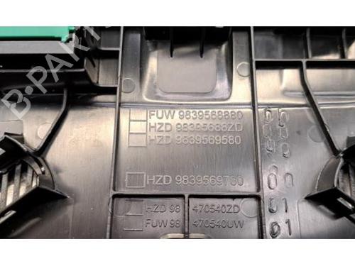 Interior roof light PEUGEOT 308 III (FB_, FH_, FP_, F3_, FM_) e-308 (FMZKWZ) | BP24821078I8 