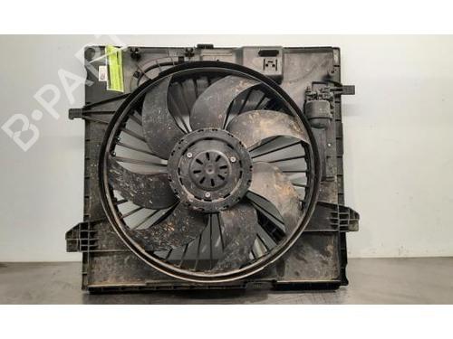 Used Radiator fan MERCEDES-BENZ GL-CLASS (X166) GL 350 CDI / BlueTec 4-matic (166.823, 166.824) (258 hp) 23631782