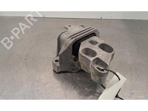 engine-mount-mercedes-benz-a-class-w176-2012-2013-2014-2015-2016-2017-2018-31088350 main image