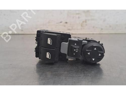 kombi-kontakt-stilkkontakt-opel-vivaro-c-van-k0-2019-36769541 main image