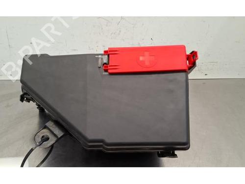 fuse-box-renault-rafale-coupe-dgm_-2023-39892458 main image
