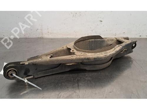 Used Right rear suspension arm VOLVO XC40 (536) T2 (129 hp) 24624642