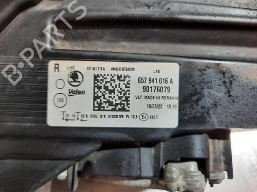 Right headlight SKODA SCALA (NW1) 1.0 TSI | BP31633984C29 - Image 7