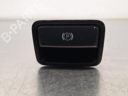 Used Switch MERCEDES-BENZ GLA-CLASS (X156) GLA 200 CDI / d (156.908) (136 hp) 23587153