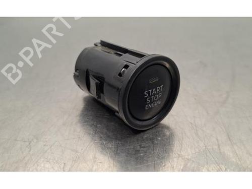 switch-mazda-cx-3-dk-2015-32287663 main image