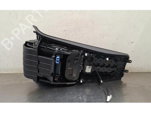 Middle console MERCEDES-BENZ CLA (C118) CLA 180 (118.384) | BP37861845I22 - Image 4