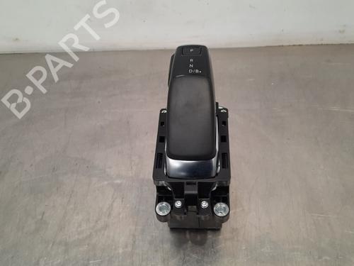 Schakelhendel PEUGEOT 3008 II SUV (MC_, MR_, MJ_, M4_) 1.6 PureTech 180 (M45GFR, M45GFU) (181 hp) 15037983