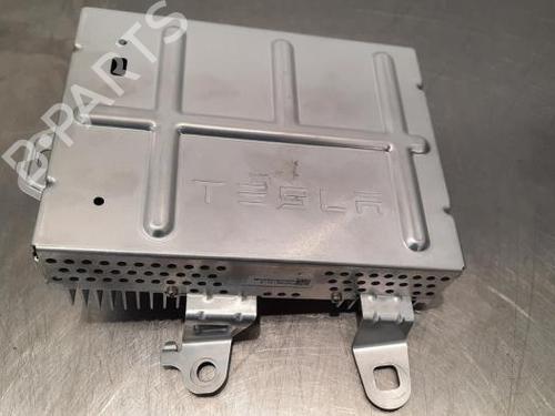 Used Electronic module Electronic module TESLA MODEL Y (5YJY) EV Performance All-wheel Drive (534 hp) 34198180 34198180