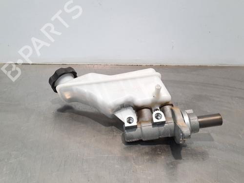 Used Brake master cylinder HYUNDAI TUCSON (TL, TLE) 1.7 CRDi (116 hp) 10899476