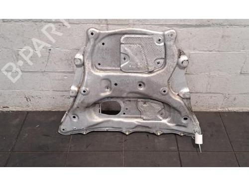 Used Underbody protection BMW X5 (G05, F95) xDrive 25 d (231 hp) 30310537