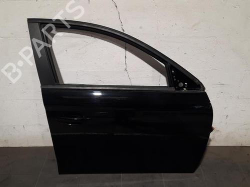 Used Right front door OPEL CORSA F (P2JO) 1.2 (68) (75 hp) 29522051