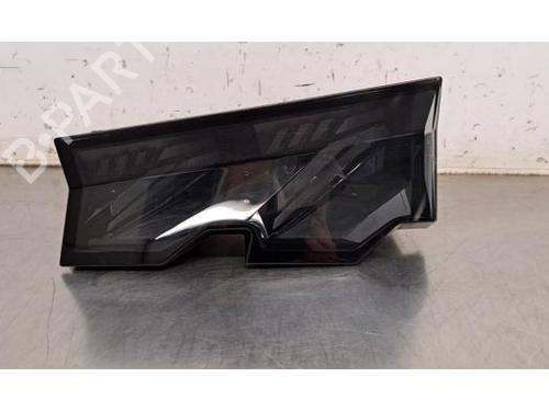 Used Right taillight Right taillight PEUGEOT 5008 III (KA_, KB_, KC_) e-230 Long Range (KCZKZX) (231 hp) 32431391 32431391