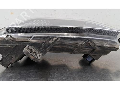 Right front fog light VW POLO VI (AW1, BZ1, AE1) 1.0 TSI | BP35997672C31 - Image 6