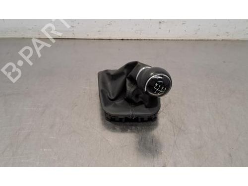 Used Gear lever SEAT IBIZA V (KJ1, KJG) 1.0 TSI (95 hp) 29521964