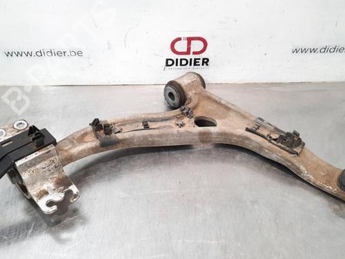 Used Right front suspension arm MERCEDES-BENZ CLA Coupe (C117) CLA 180 CDI / d (117.312) (109 hp) 10895555